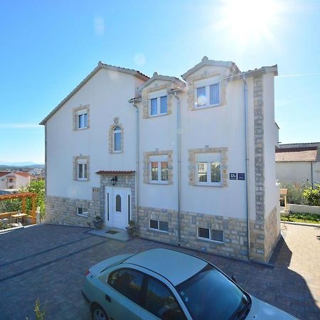 Green Hill Family Apartments Βόντιτσε Εξωτερικό φωτογραφία