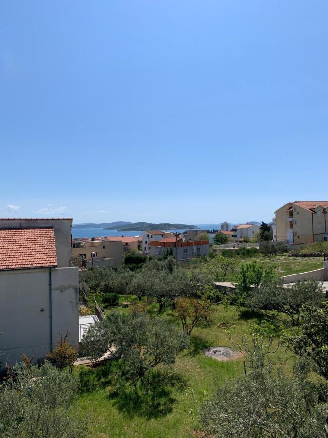 Green Hill Family Apartments Βόντιτσε Εξωτερικό φωτογραφία