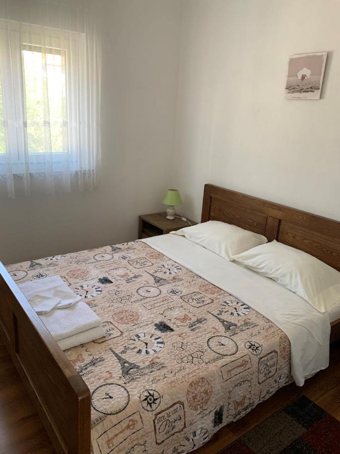 Green Hill Family Apartments Βόντιτσε Εξωτερικό φωτογραφία