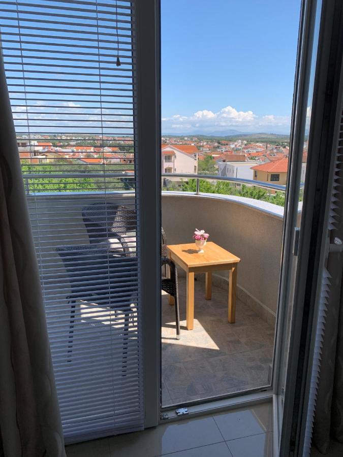 Green Hill Family Apartments Βόντιτσε Εξωτερικό φωτογραφία