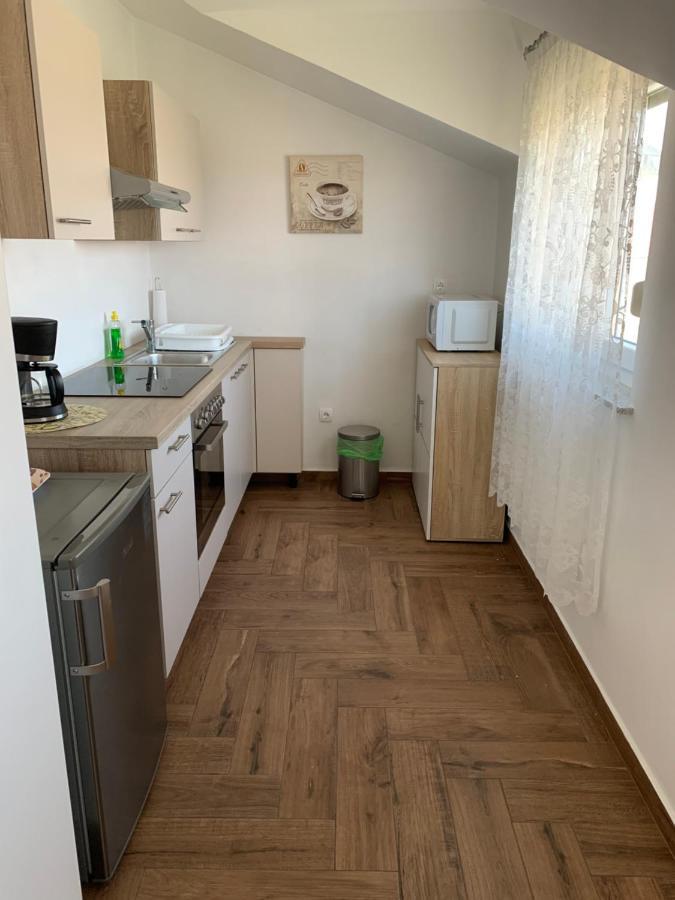 Green Hill Family Apartments Βόντιτσε Εξωτερικό φωτογραφία