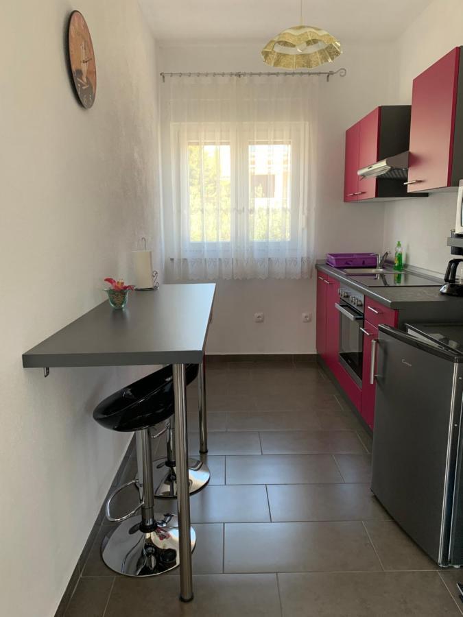 Green Hill Family Apartments Βόντιτσε Εξωτερικό φωτογραφία