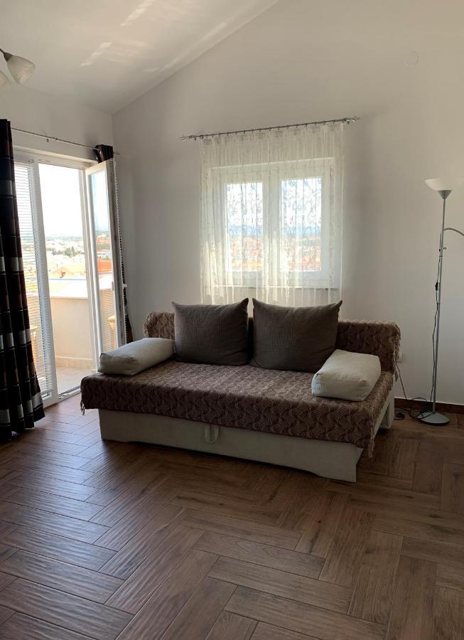 Green Hill Family Apartments Βόντιτσε Εξωτερικό φωτογραφία