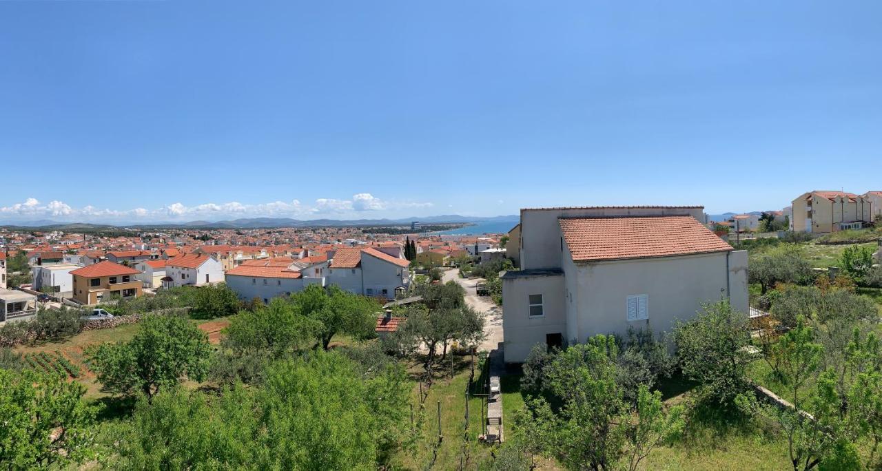 Green Hill Family Apartments Βόντιτσε Εξωτερικό φωτογραφία